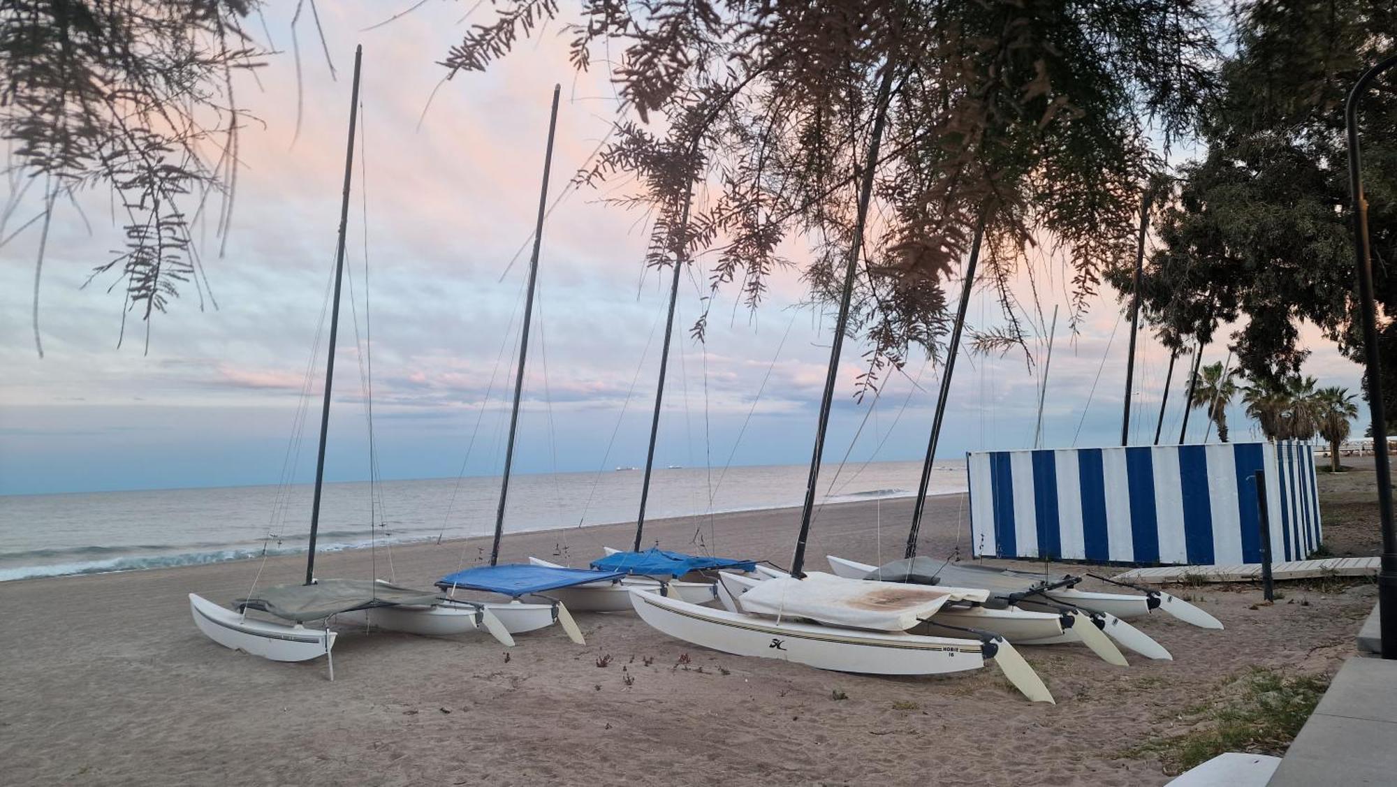 Apartament Incredible Seafront With Sunrise And Sunset Views Benicàssim Zewnętrze zdjęcie