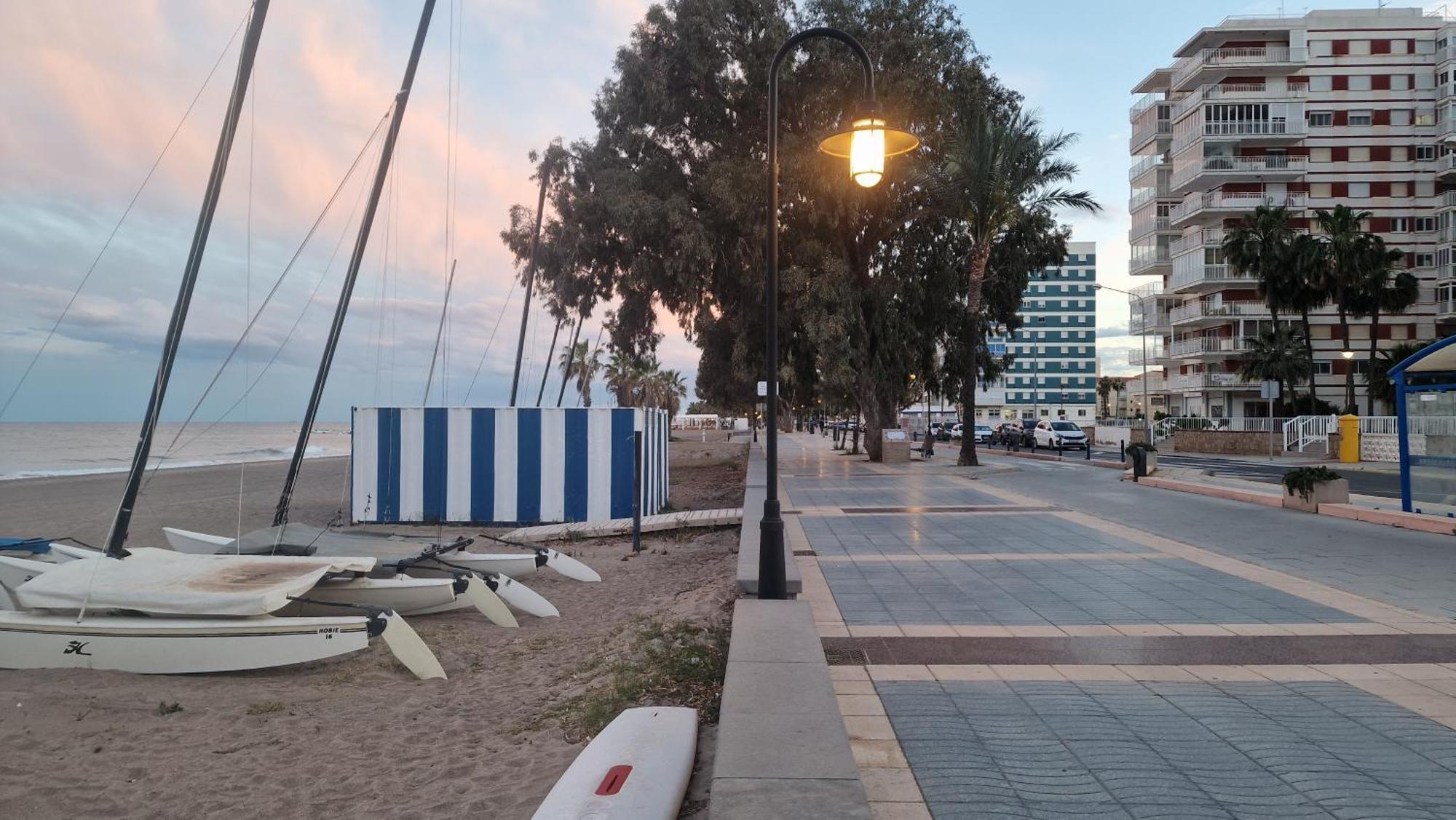 Apartament Incredible Seafront With Sunrise And Sunset Views Benicàssim Zewnętrze zdjęcie